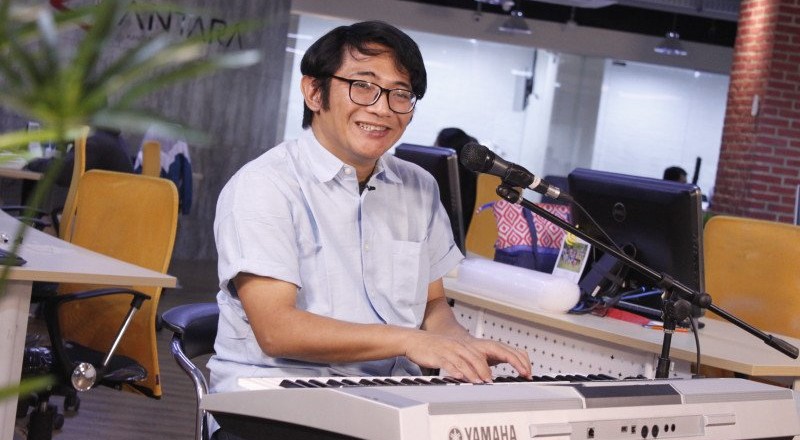 Hari ini, pertunjukan Mondo Gascaro hingga Big Bad Wolf