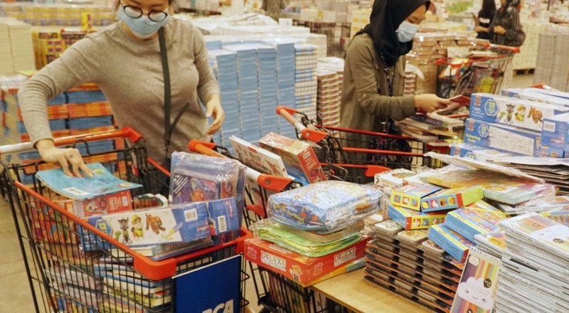 Hari ini pameran otomotif sampai buku